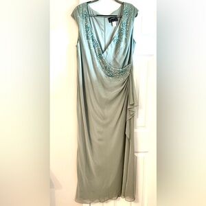 Alex Evenings Sage Green Long Formal Evening Gown - Size 18 W
